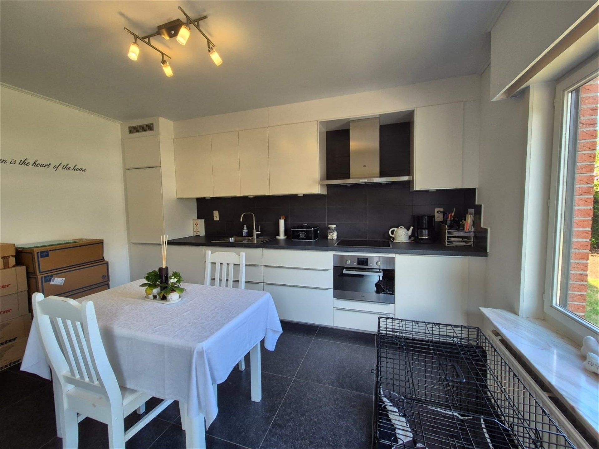 Gunstig gelegen bungalow met 3 slaapkamers. foto 9