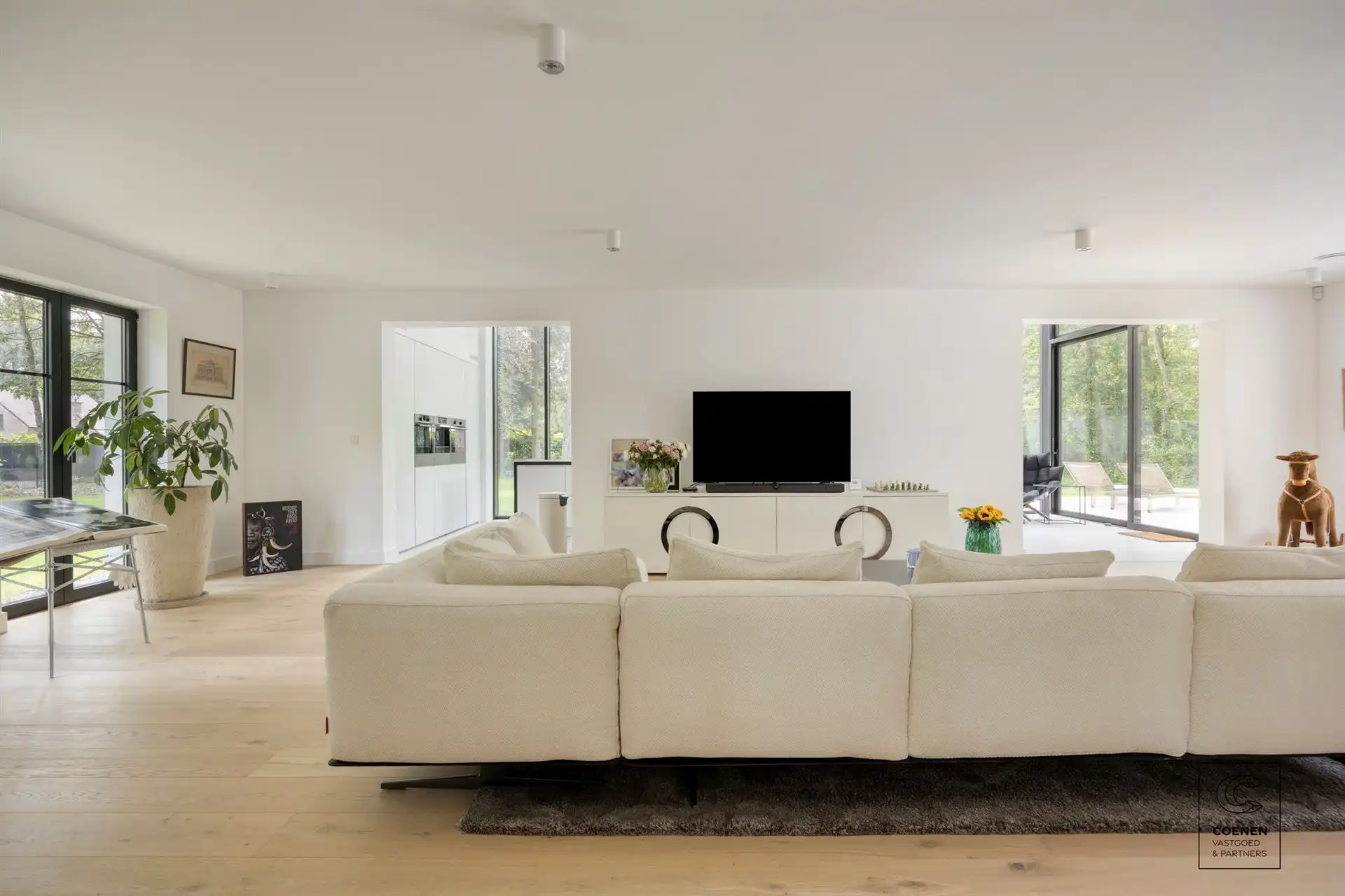 Prachtig gerenoveerde villa op toplocatie te Schilde foto 6