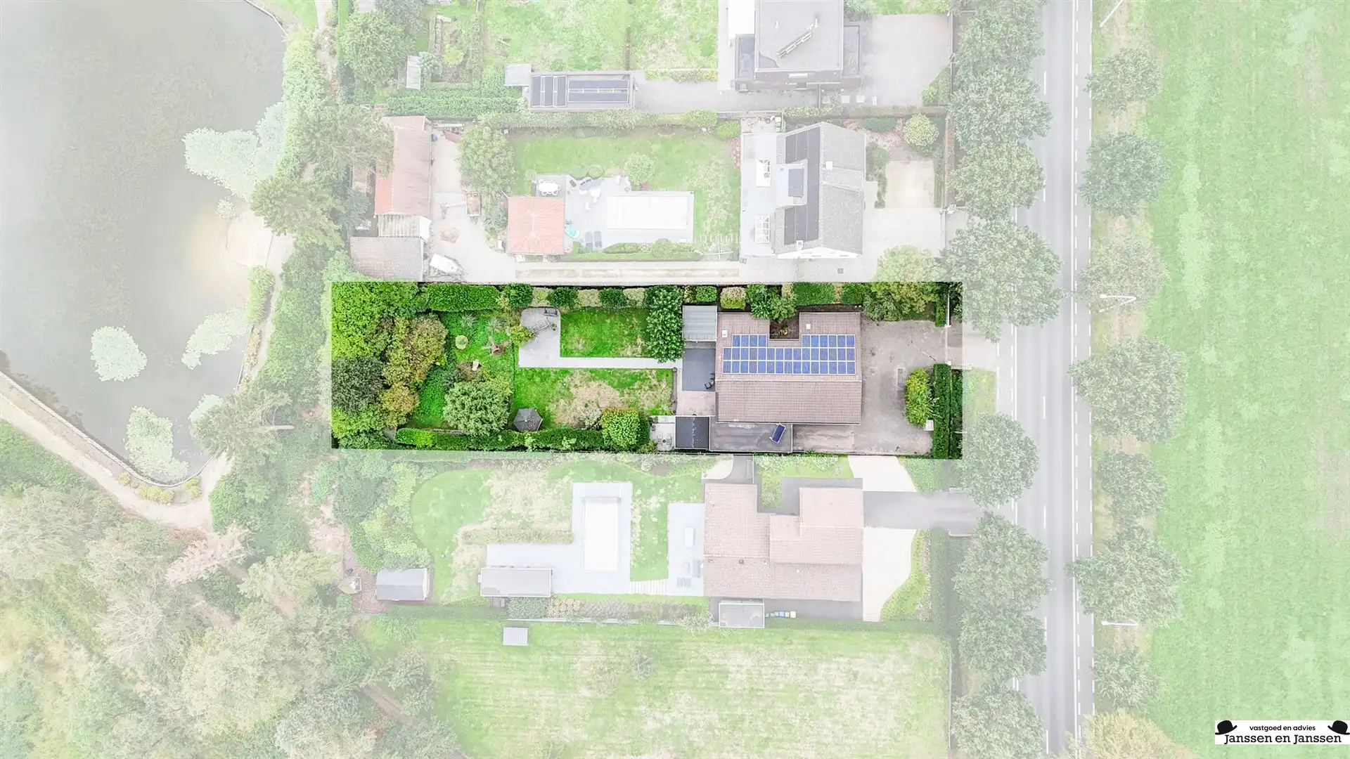 Unieke laagbouwwoning met 4 slaapkamers foto 3