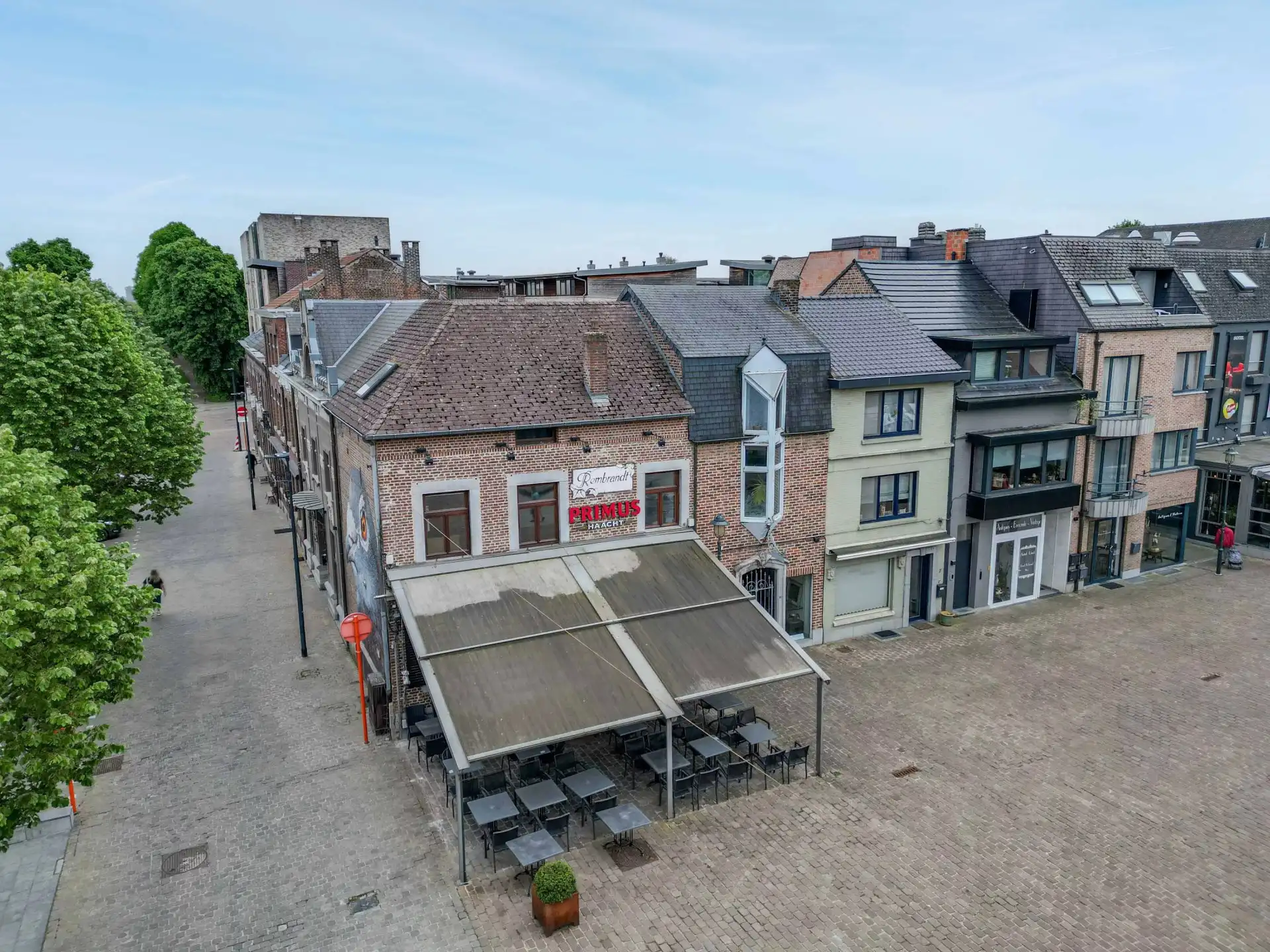 Handelspand met woonst op topligging in hartje Tongeren foto 3