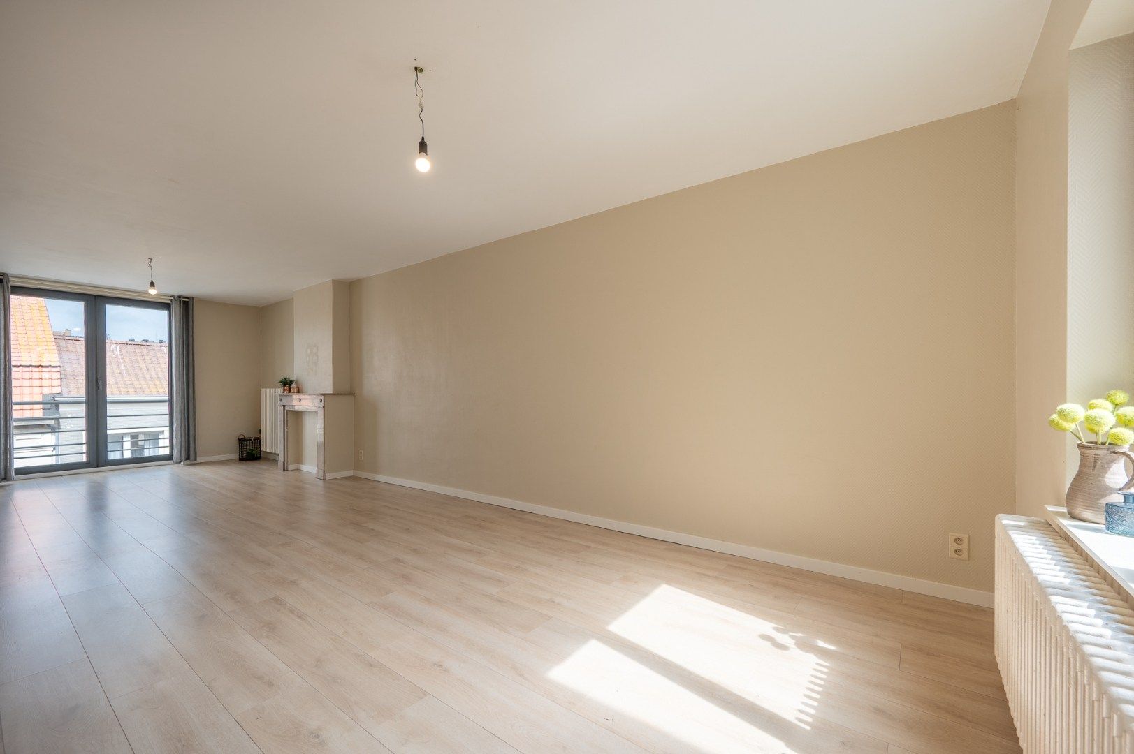Instapklaar appartement op centrale ligging te Blankenberge foto {{pictureIndex}}
