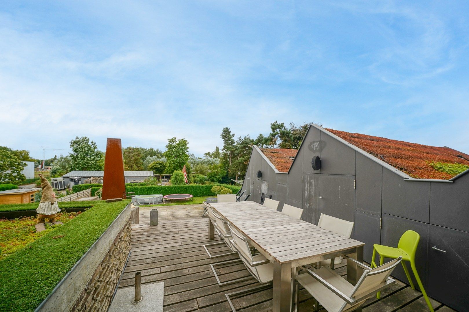 Unieke en recente woning met ruime loods in Oudenburg foto 13