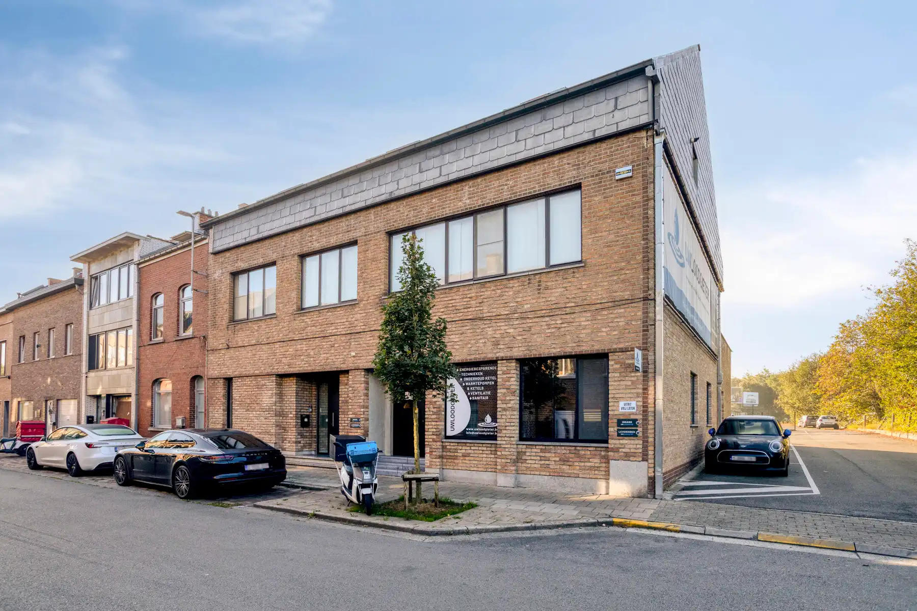 Appartement met 3 slaapkamers, terras en parkeerplaats foto 2