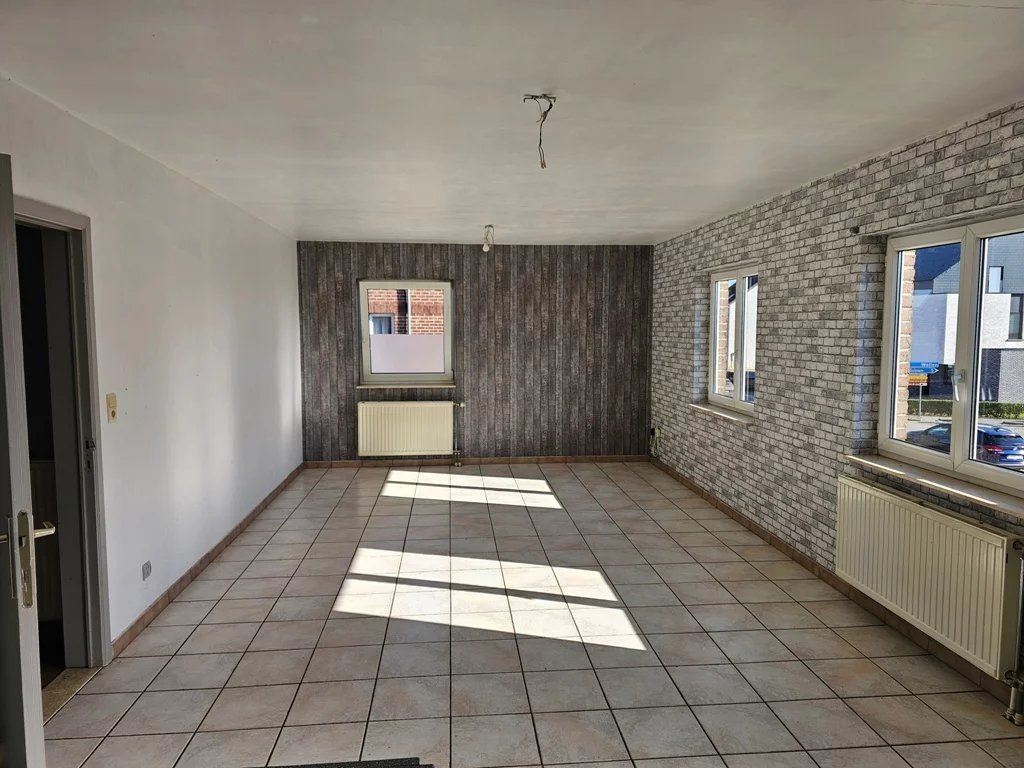 Ruim apaprtement met 3 slaapkamers en groot terras. foto 4