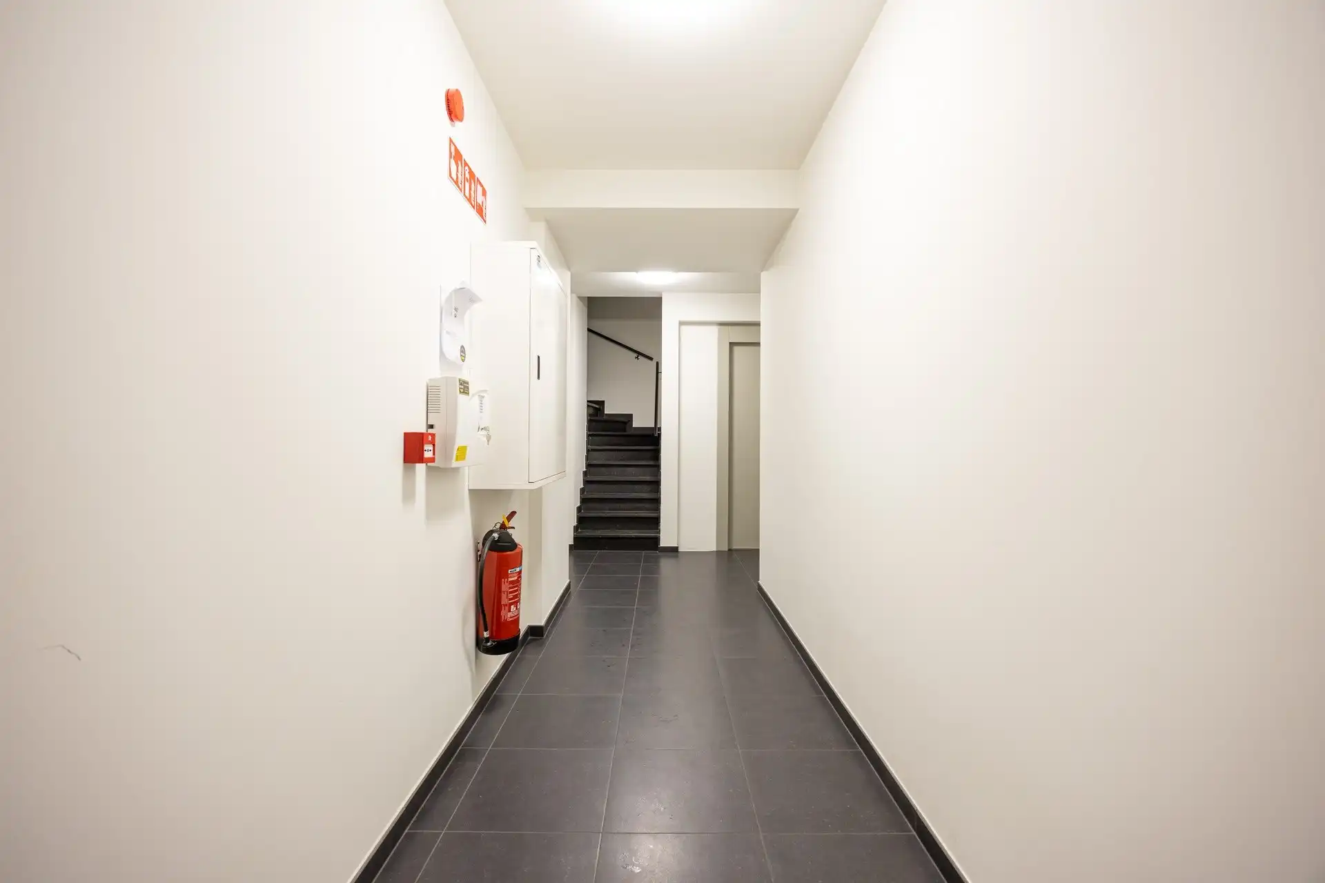 BEN-appartement (2022) met 2 slpks, terras en staanplaats foto 21