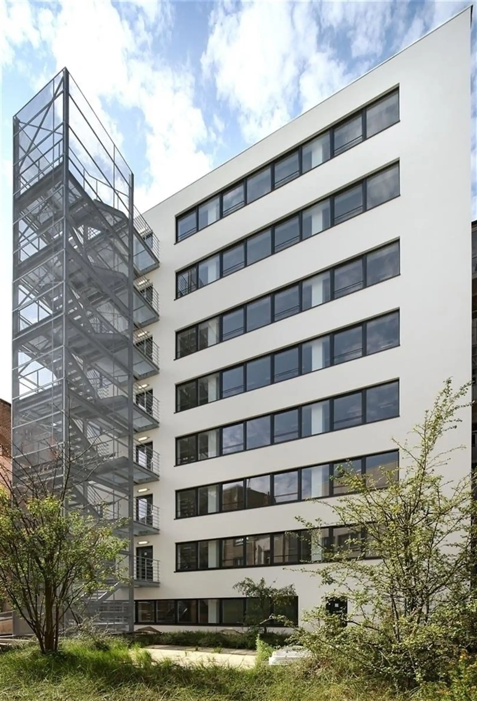 LOUIZA/ LOUISE 120: kantoor oppervlaktes beschikbaar in een modern gebouw in de direct omgeving van de Goulet Louise. Beschikbaarheden vanaf 183 m² foto 2