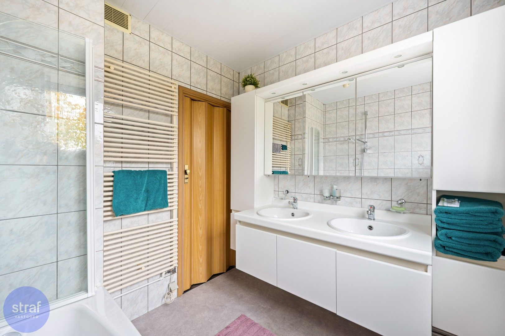 Bel-etage met drie ruime slaapkamers en een gezellige tuin foto 10