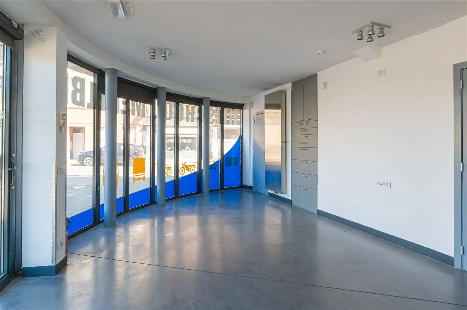 Instapklaar handelspand van 58 m² op toplocatie in Gent foto 2