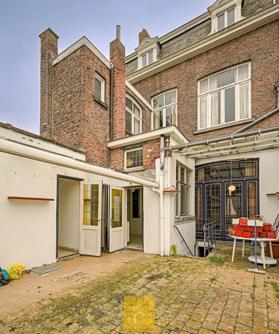 Topaanbieding – authentiek herenhuis aan de Sint-Annarei foto 15