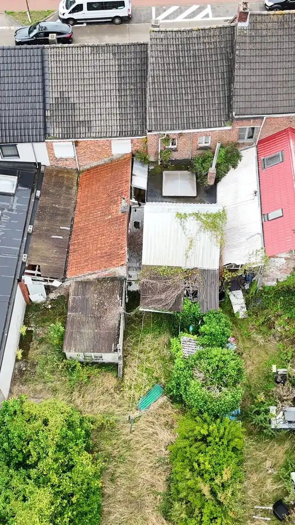 Twee te renoveren woningen met tuin. foto 6