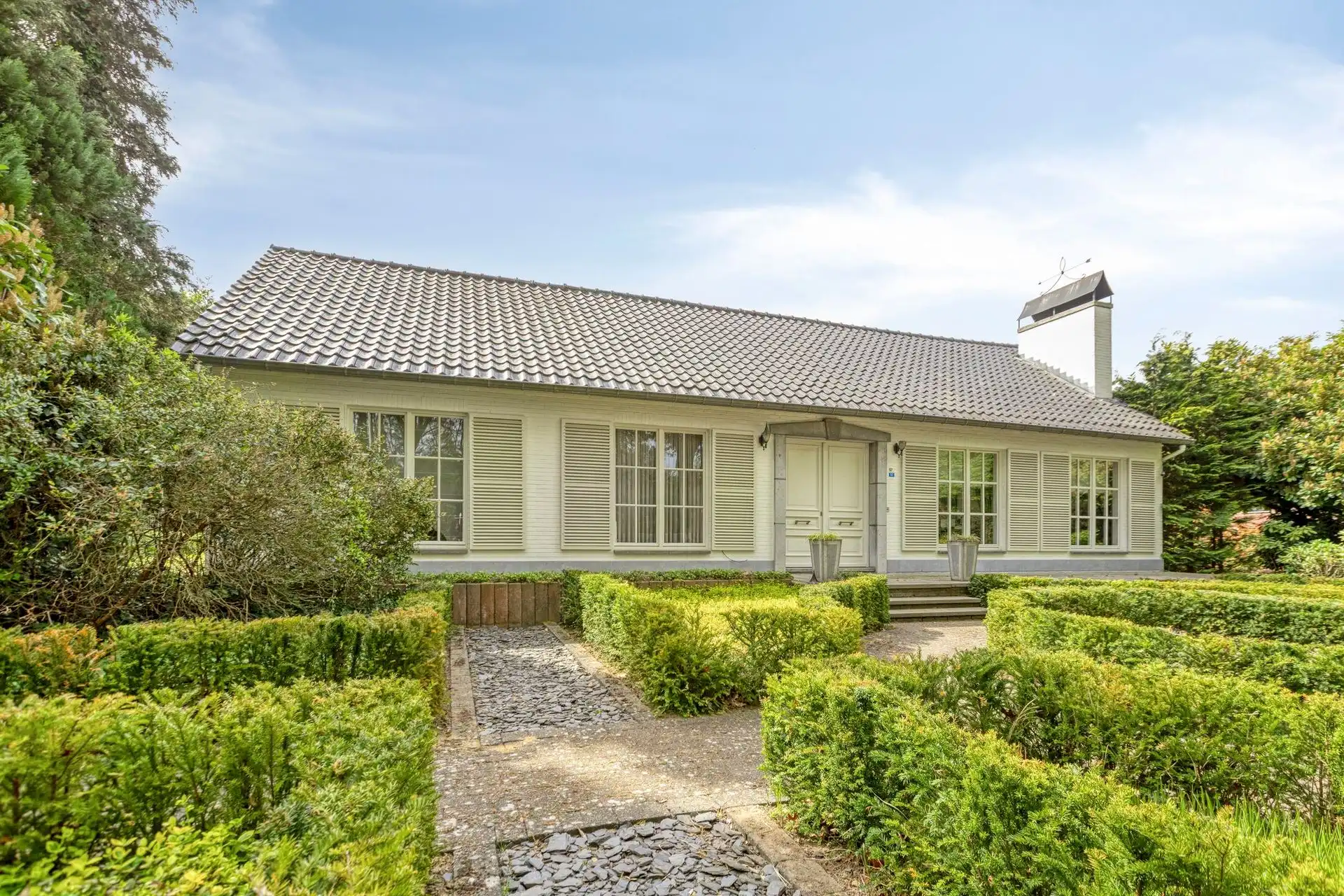 Vrijstaande villa van 306 m² op 17a95ca, gelegen vlak bij Connecterra, de toegangspoort tot het Nationaal Park Hoge Kempen, en op wandelafstand van Maasmechelen Village! foto 2