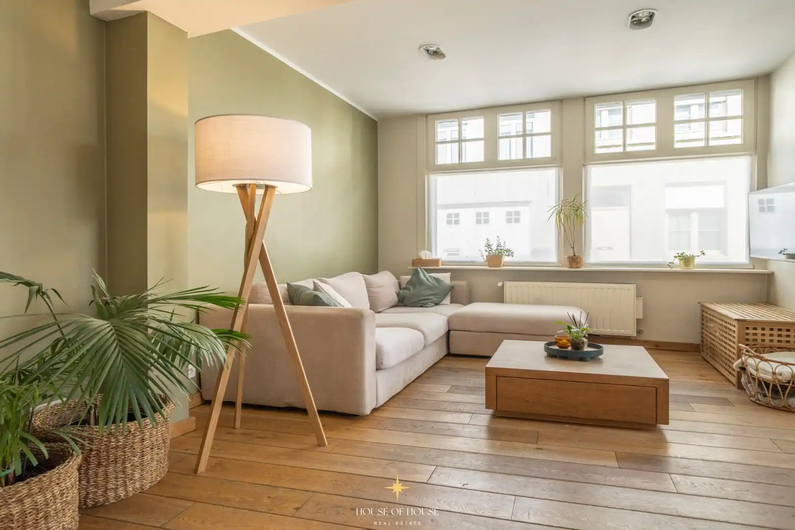 Charmante hoekwoning met praktijkruimte & dakterras in het hart van Brugge. foto 13