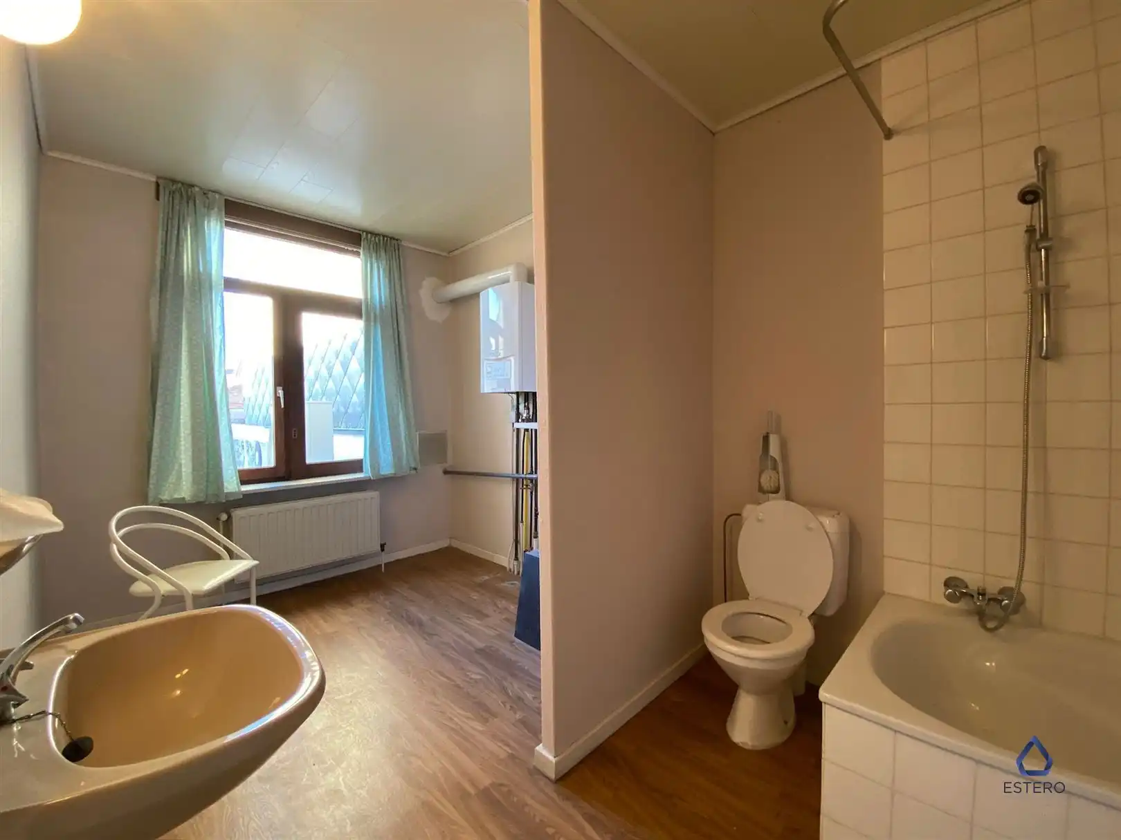 Centraal gelegen handelshuis in Oostende foto 9