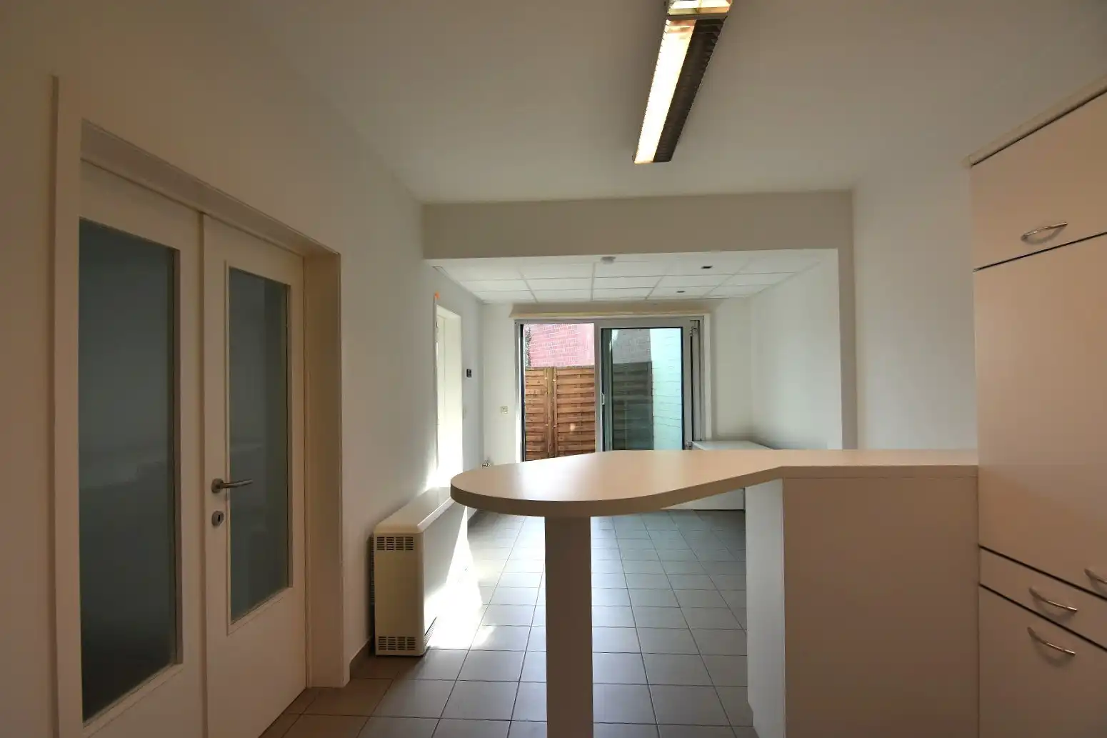 Handelsgelijkvloers (90m²) op topligging in Rumbeke foto 7