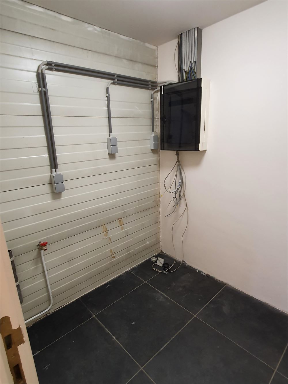 Multifunctionele ruimte met eigen inkomhal en inpandige garage in Wingepark foto 13