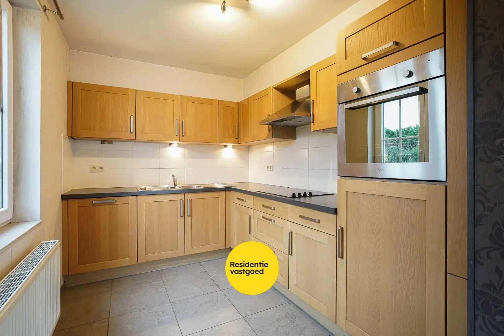 Instapklare duplex (130 m²) in het hart van Eernegem foto 8