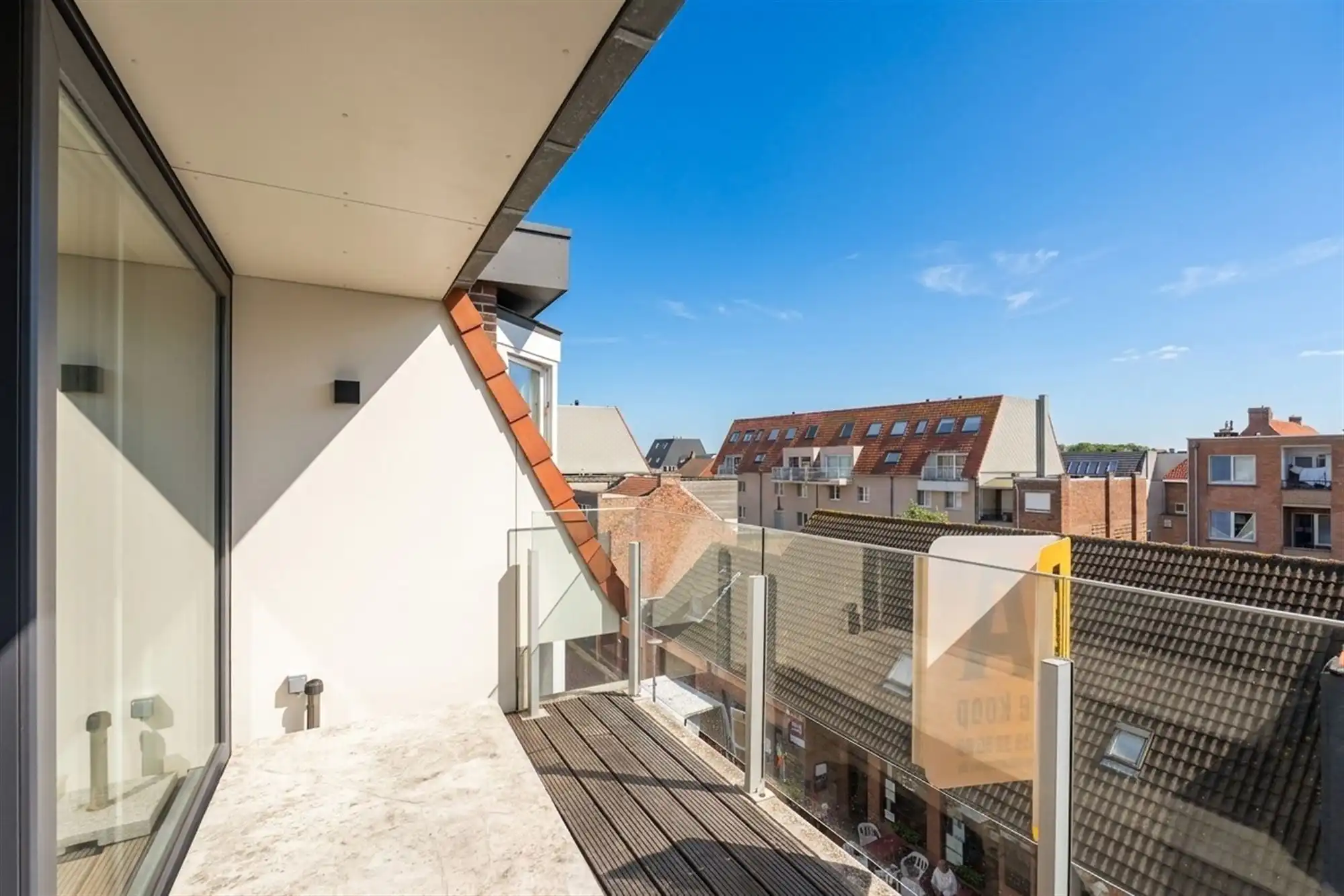 Duplex met 3 slaapkamers, 2 badkamers en zonnige terrassen foto 6