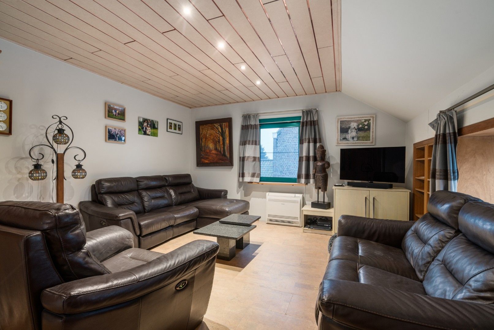 Woning met handelspand te koop in Sleidinge foto 4