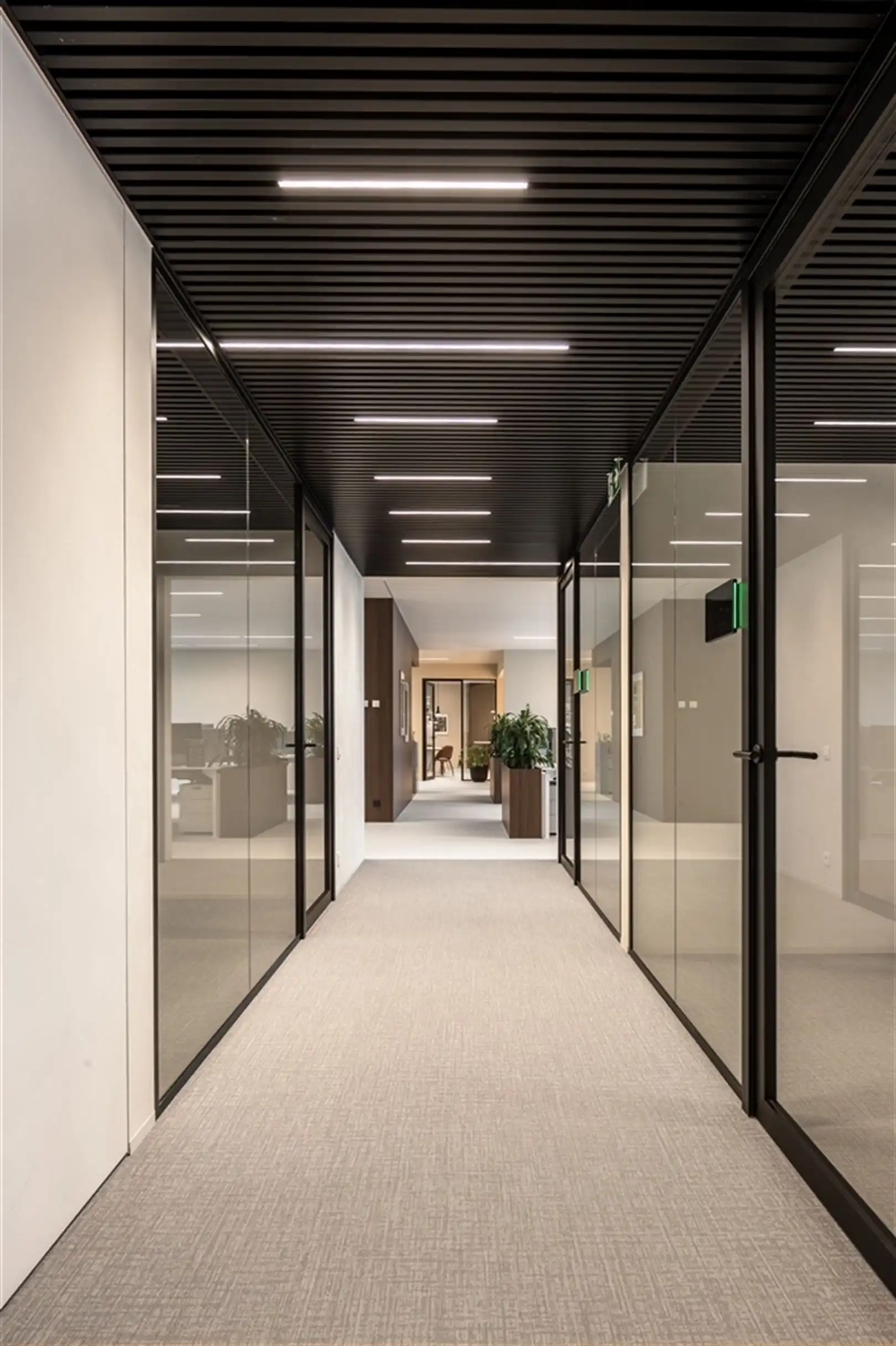 Kantoorverdieping te huur in modern kantoorgebouw foto 20