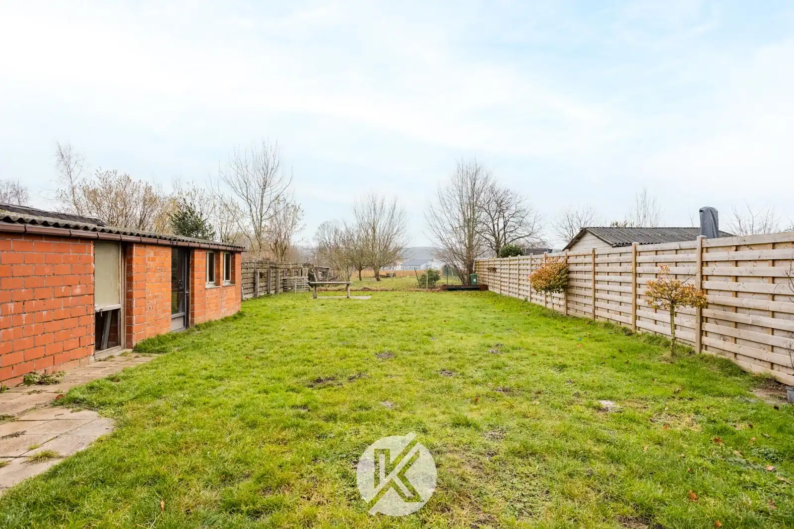 Centraal gelegen woning op een perceel van 10 are foto 26