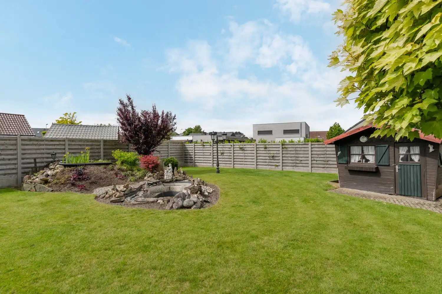 Charmante op te frissen woning van 187 m² op een toplocatie in Pelt! foto 34
