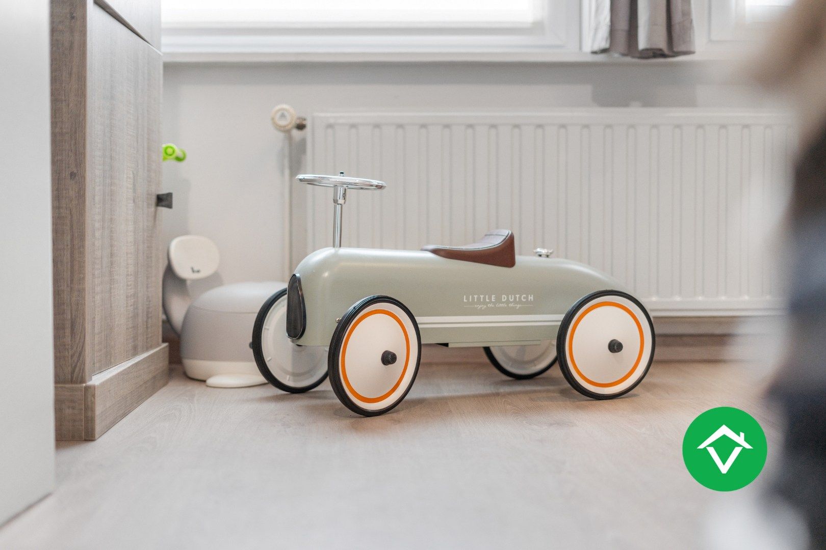 Instapklare alleenstaande woning met zuidgerichte tuin in Staden foto 16