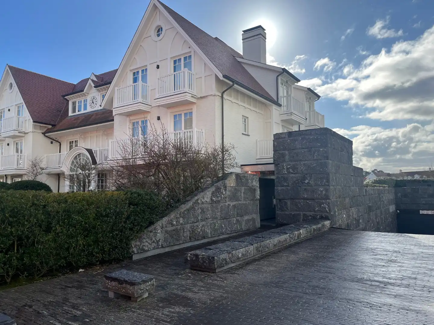 Vlot inrijdbare, dubbele garagebox, gelegen op Kustlaan - Het Zoute foto 4