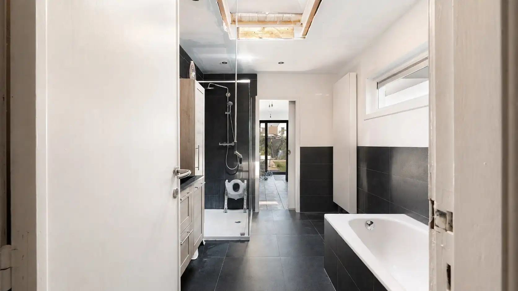 Mooi gelegen woning met garage te Ramskapelle foto 18