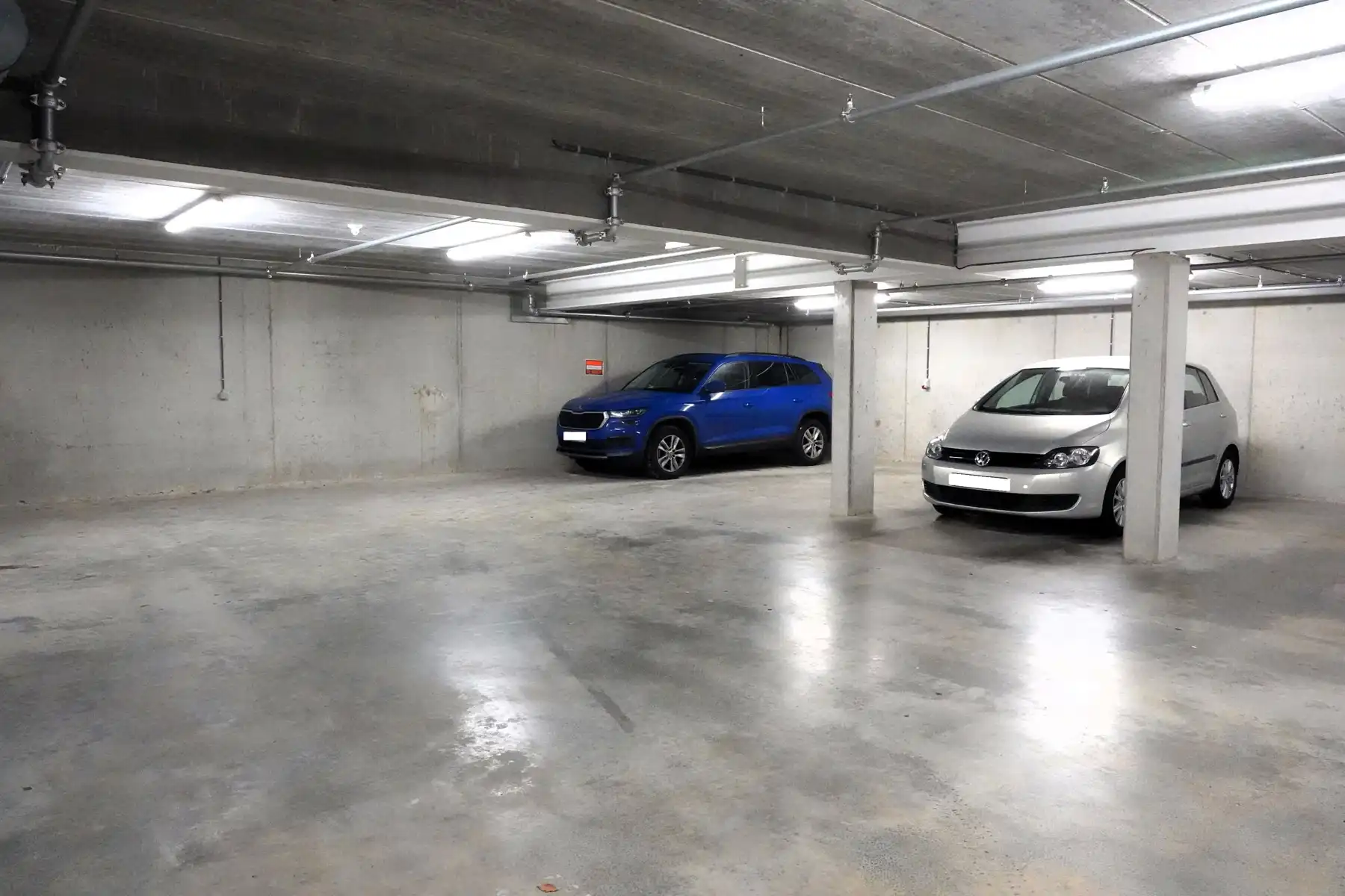 Parkeerplaats te koop Weerstandersstraat 67-69 - 2180 Antwerpen