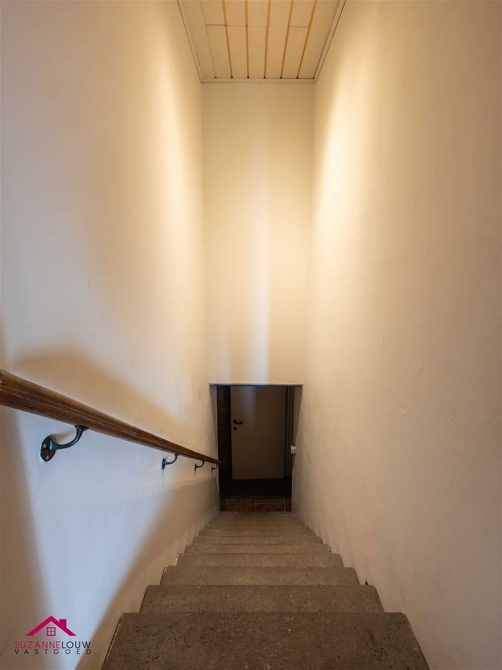 Zeer goed onderhouden, vrijstaande en gelijkvloerse woning foto 38