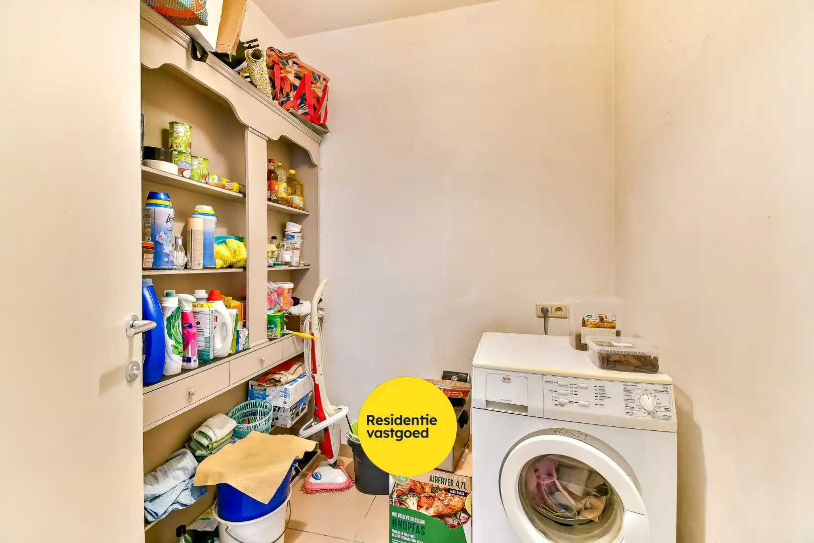 Opbrengsteigendom met 3 appartementen en 3 garages foto 8