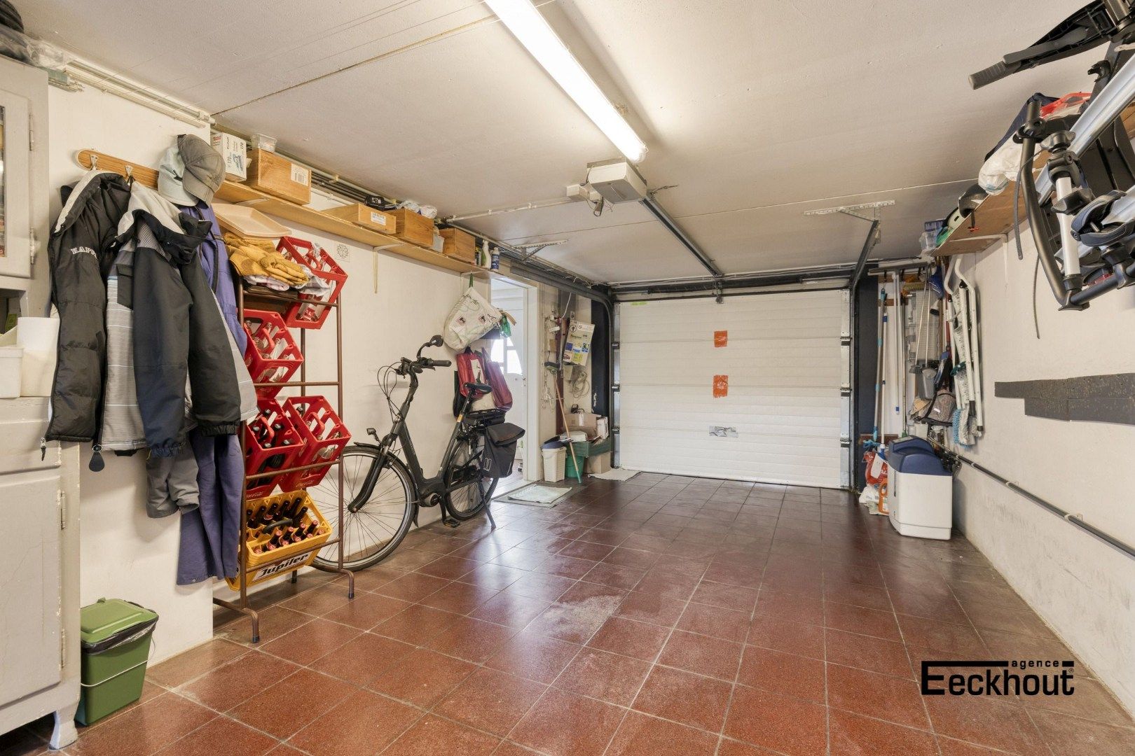 Instapklare ruime bel-etage woning (217 m² bewoonbare oppervlakte) met dubbele garage en grote tuin op topligging in Oostende foto 14
