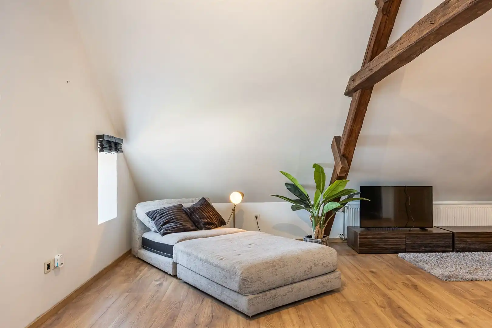 Een thuis vol sfeer met 5 slpks en een mooie tuin! foto 24