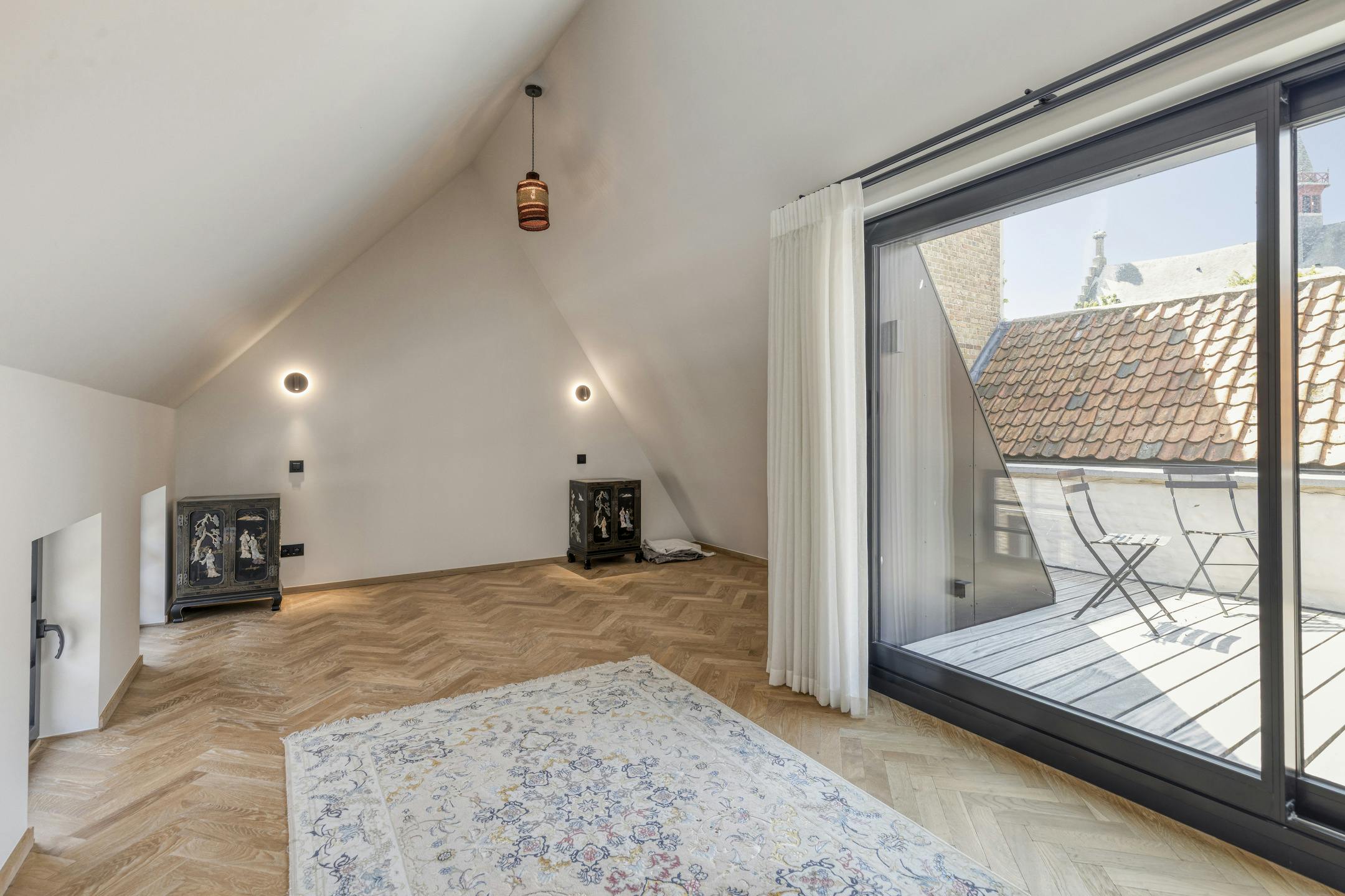 Uitzonderlijk huis in hartje Damme foto 15