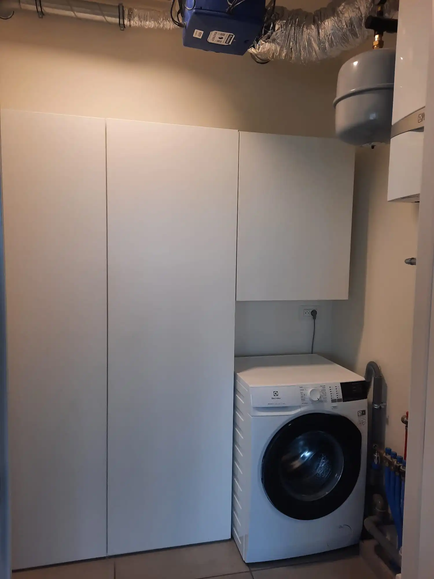 TE HUUR, Deinze, Markt foto 14