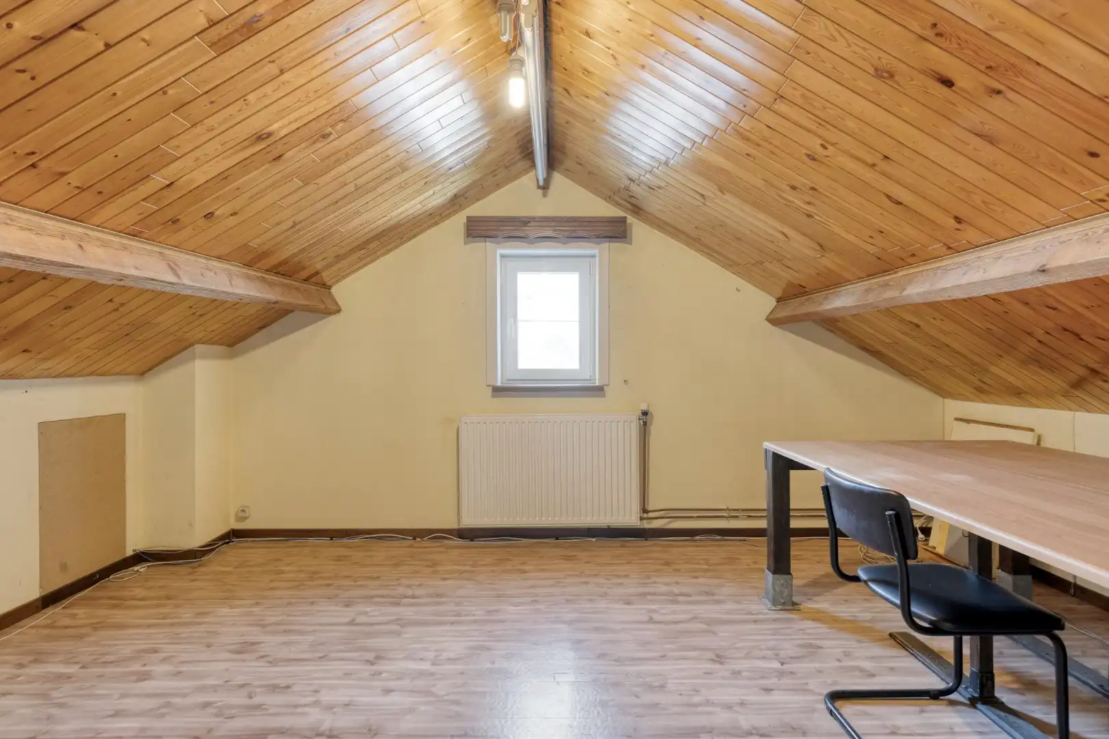 Halfopen bebouwing met 3 slaapkamers, bereikbare zolder in Kumtich! - EPC 366 kWh/m² - bewoonbare opp.158 m² foto 23