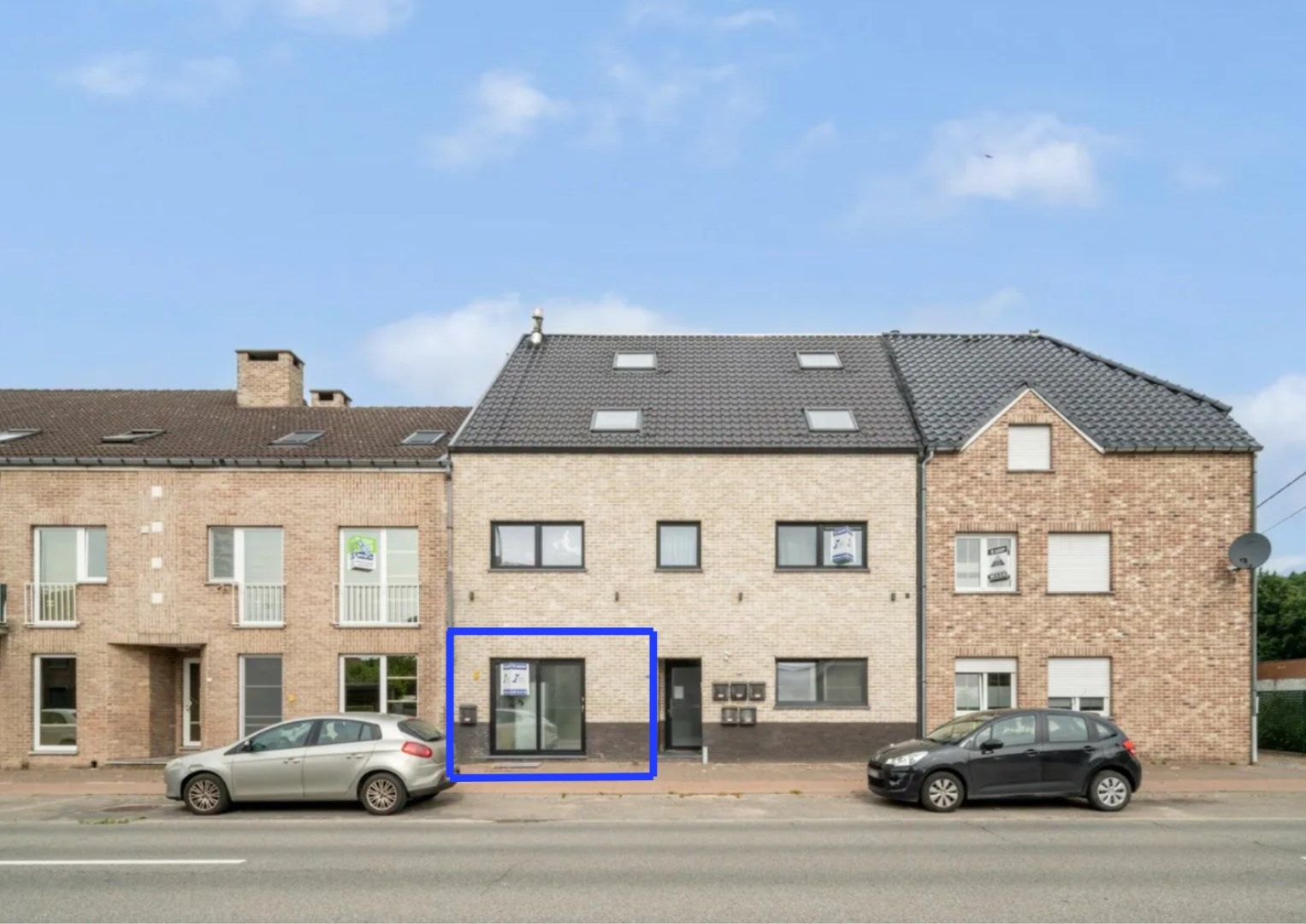 Kantoor te koop Oude Baan 268 - - 3630 Maasmechelen