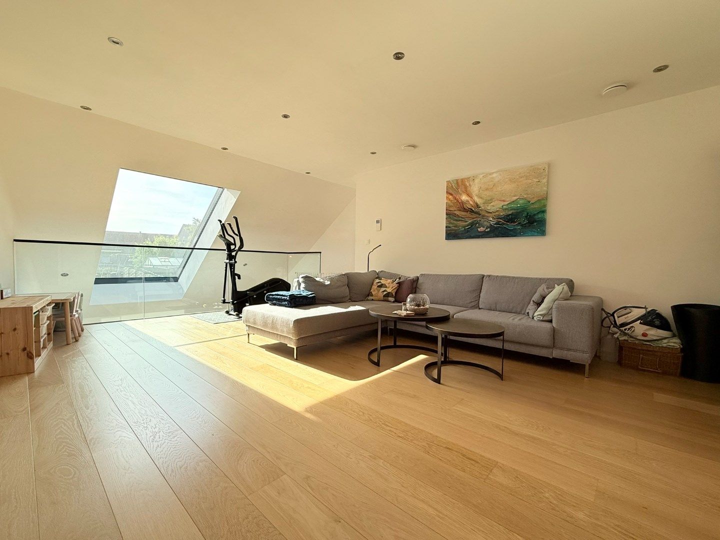 Ruime en lichtrijke woning met doordachte indeling en moderne afwerking foto 11