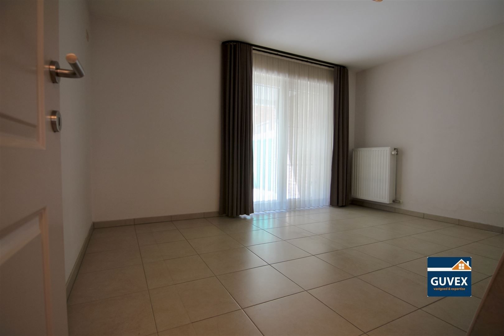 Verzorgd en ruim gelijkvloers appartement te Alken. foto 11