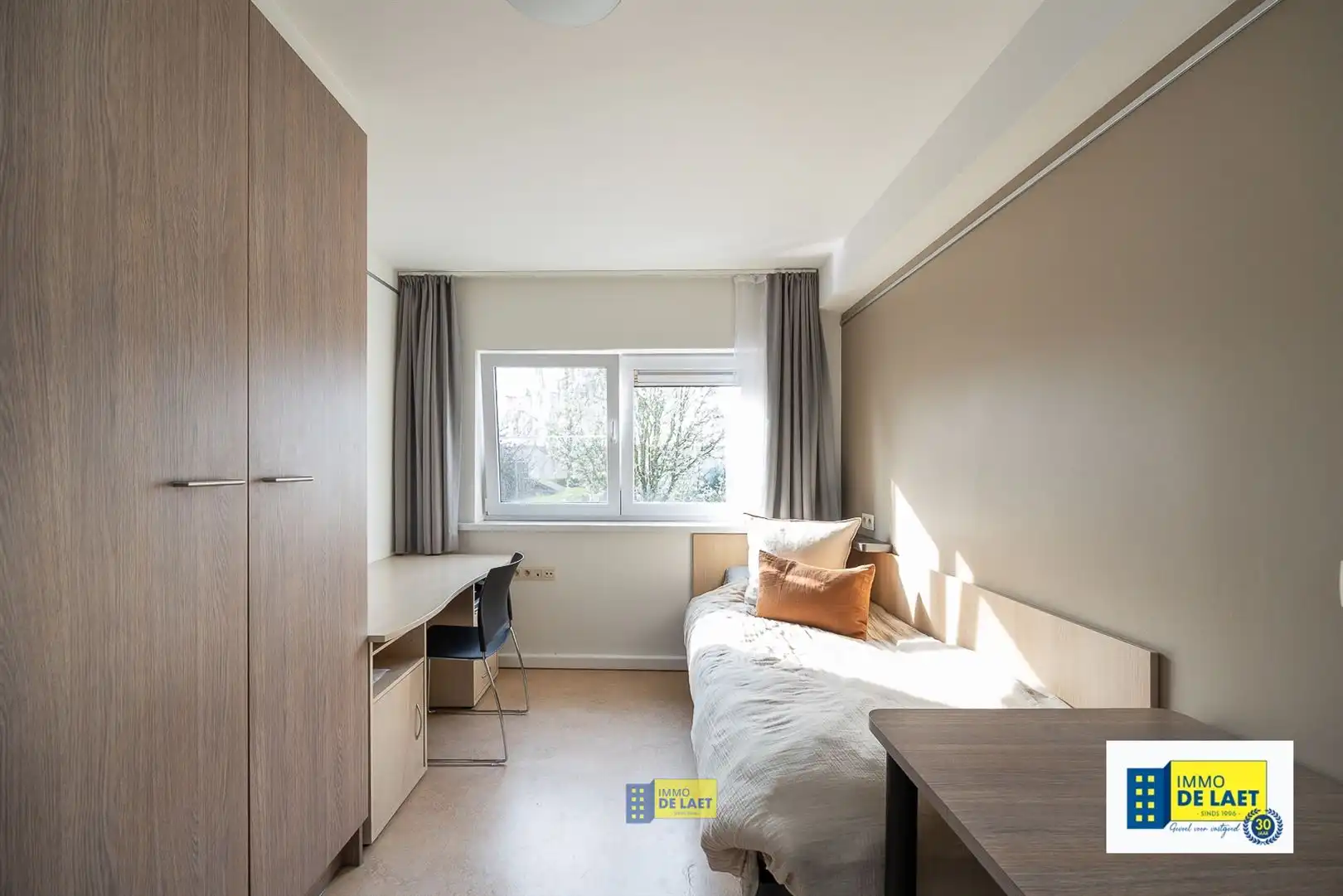 Opbrengsteigendom met 9 vergunde studio's foto 26
