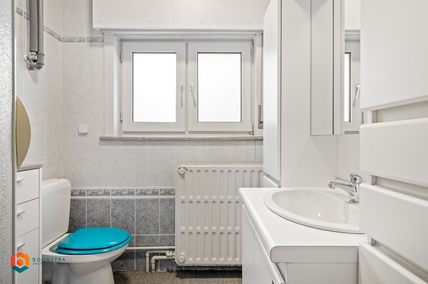 Instapklare woning met 3 slpkrs, garages en tuin te Weerde foto 15