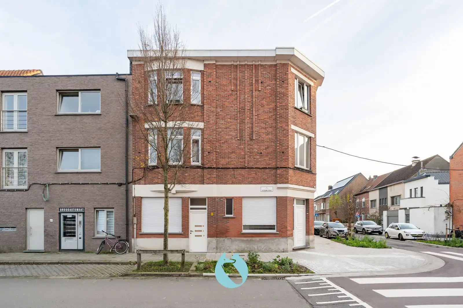 Te renoveren opbrengsteigendom op interessante ligging! foto 3