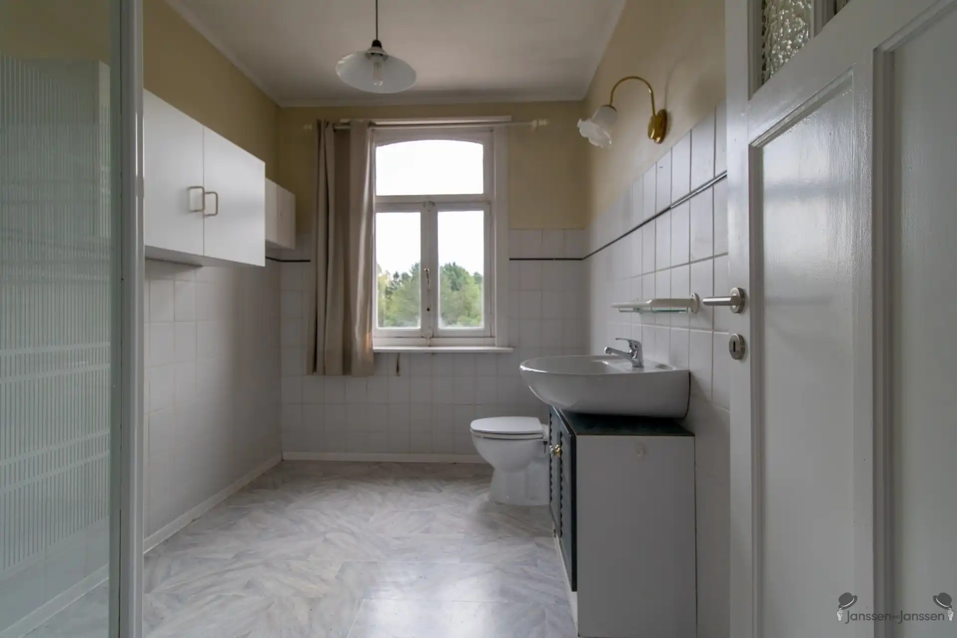 Woning met tuin foto 17