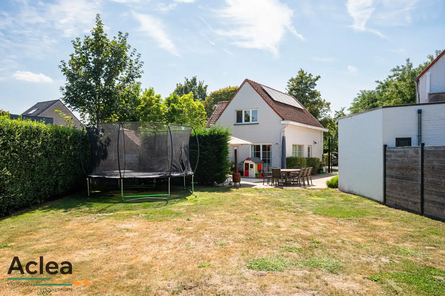 Knappe vrijstaande woning op ruim perceel foto 43