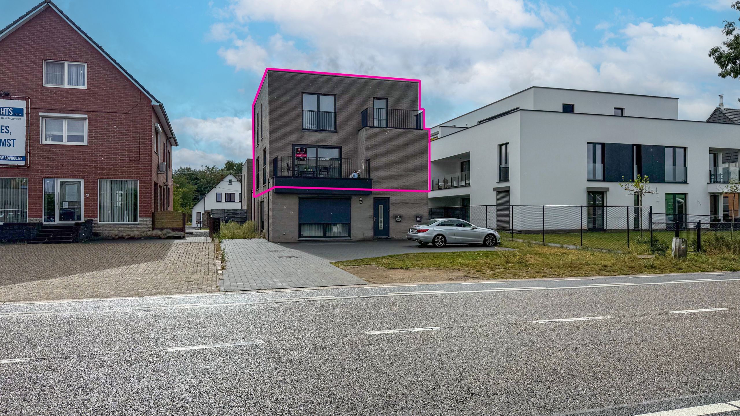 Nieuwbouw modern duplex appartement met 4 slpk te Boekt! foto 3