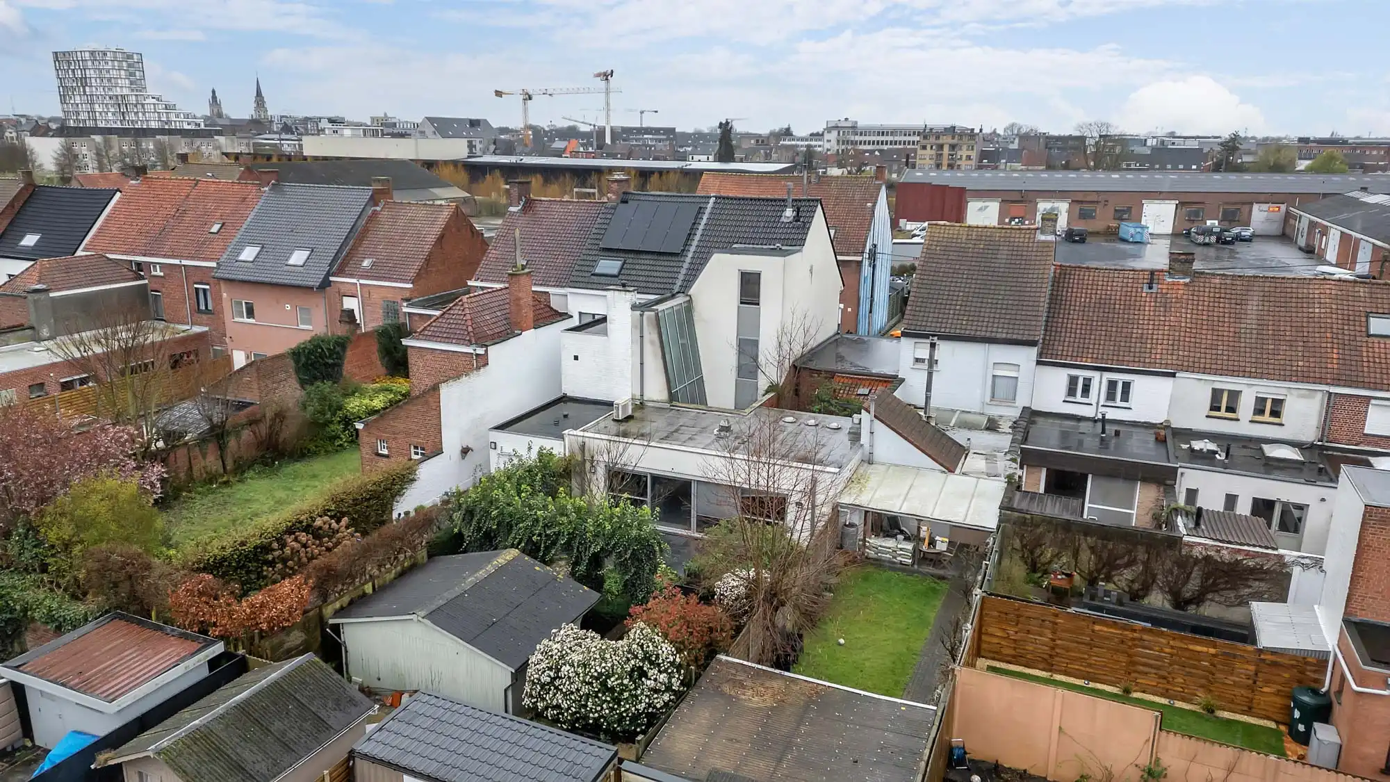 Unieke architectenwoning vlakbij het centrum van Roeselare foto 21