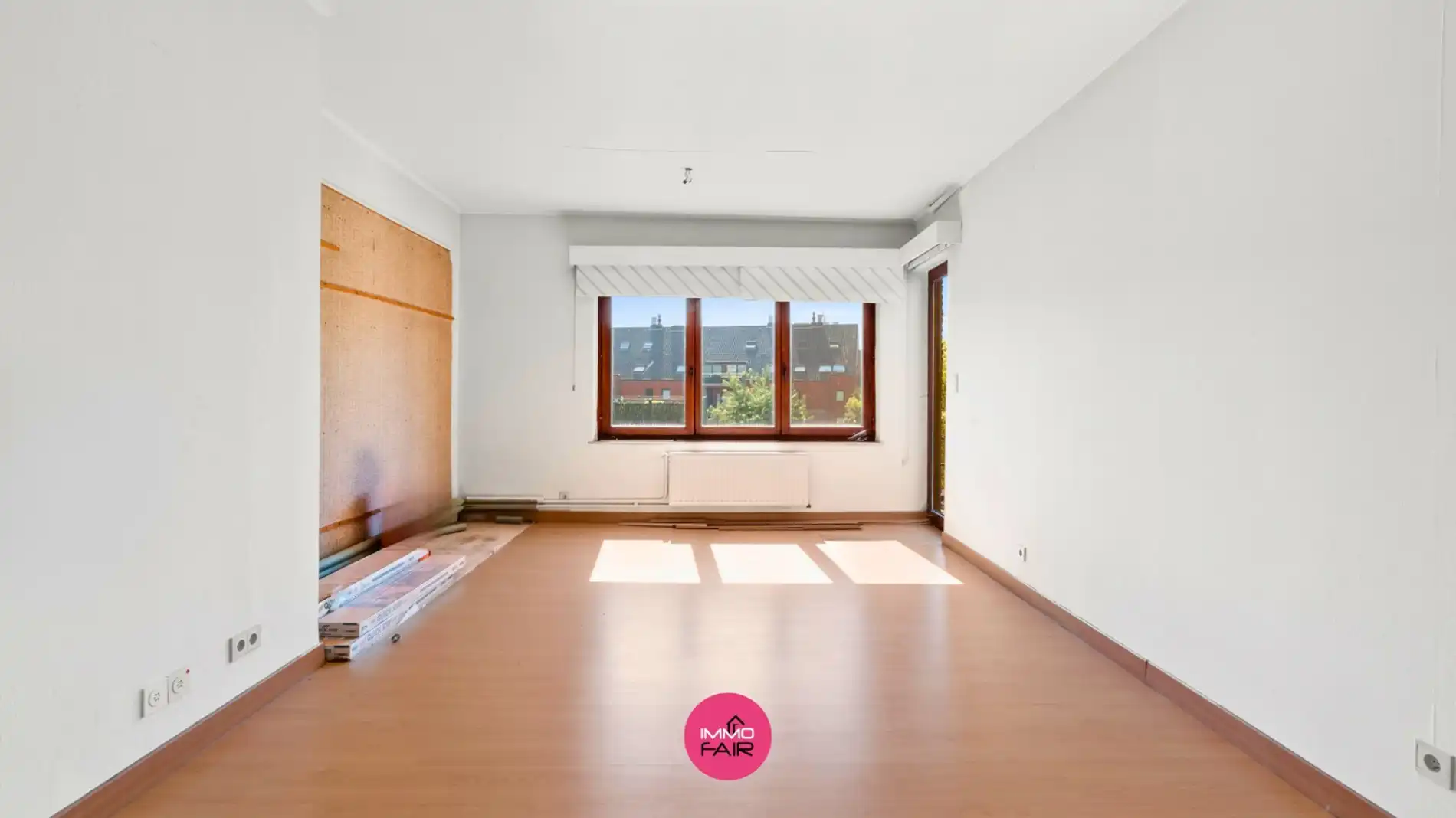 Polyvalent handelspand met duplexappartement in hartje Lanaken! foto 13