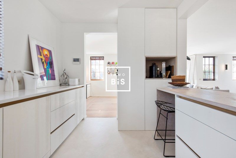 Exclusieve instapklare villa in het Zoute met zonnige tuin foto 13