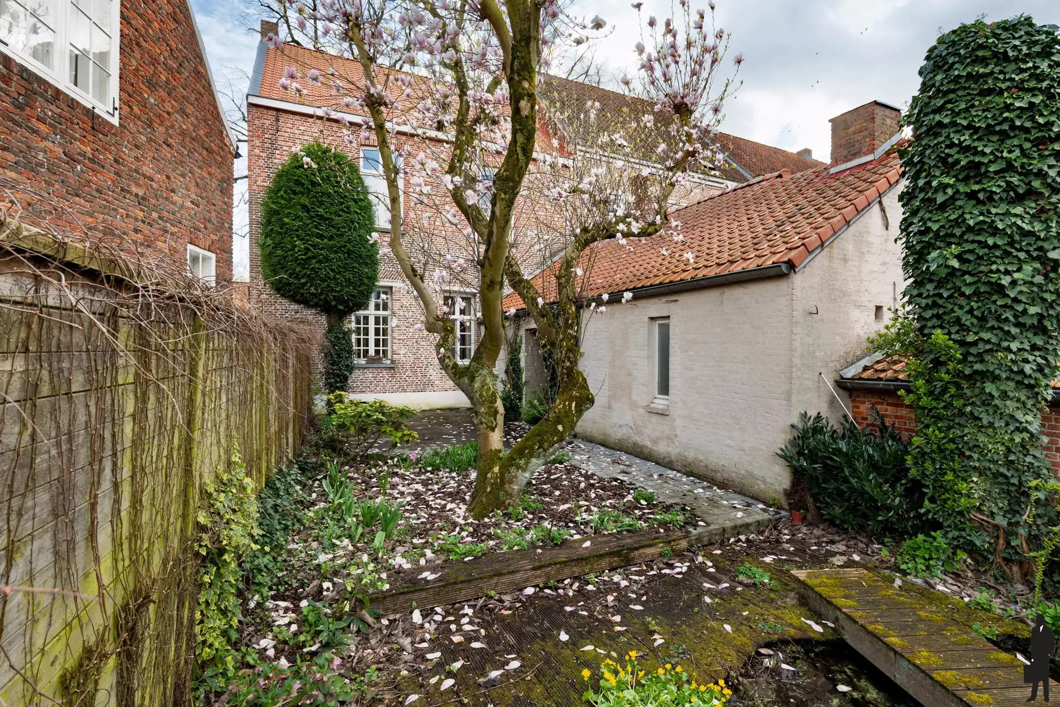 Charmante stadswoning in het Turnhoutse Begijnhof met tuin foto 17