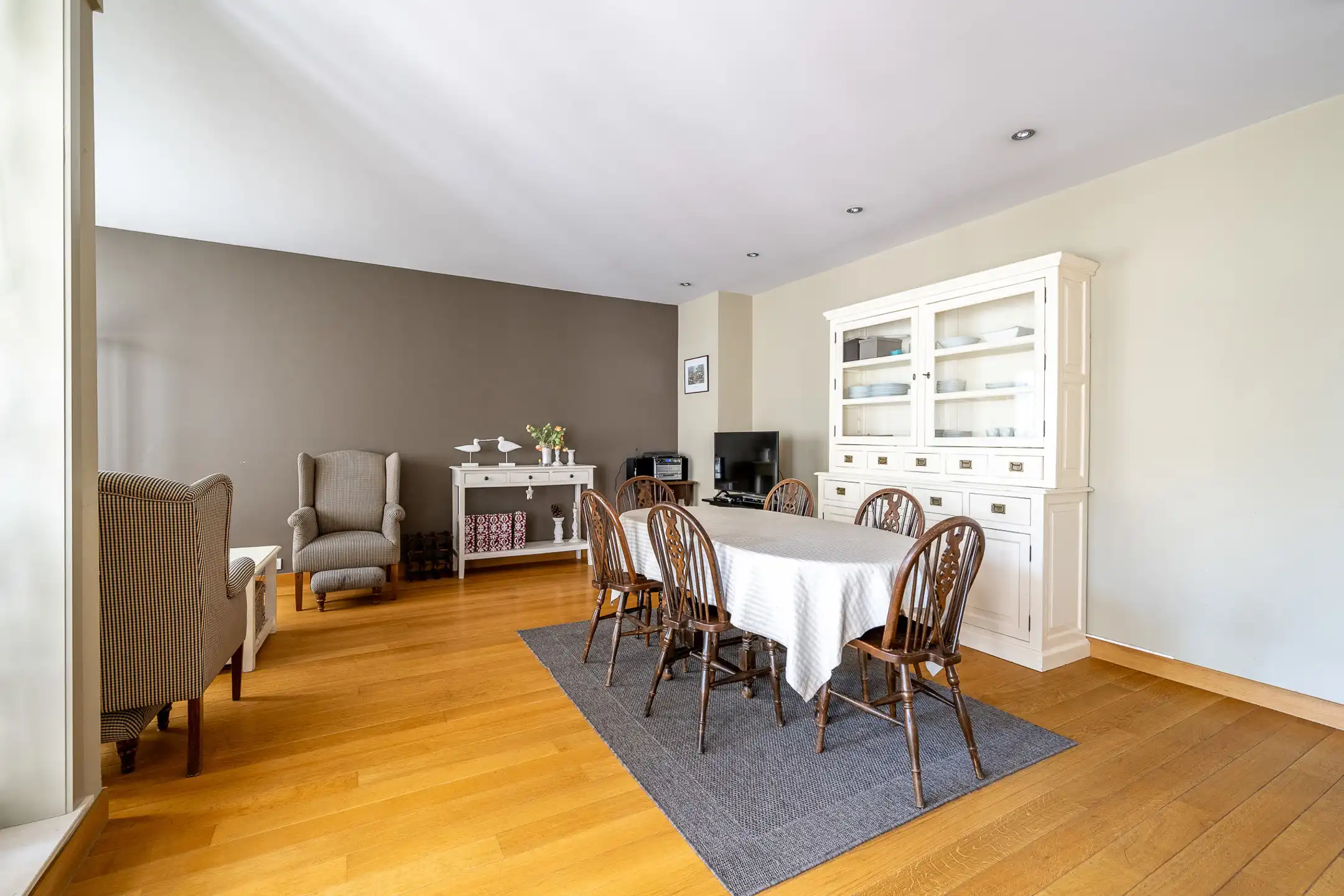 Gemeubeld wonen in de Eugène Ysayelaan foto 9